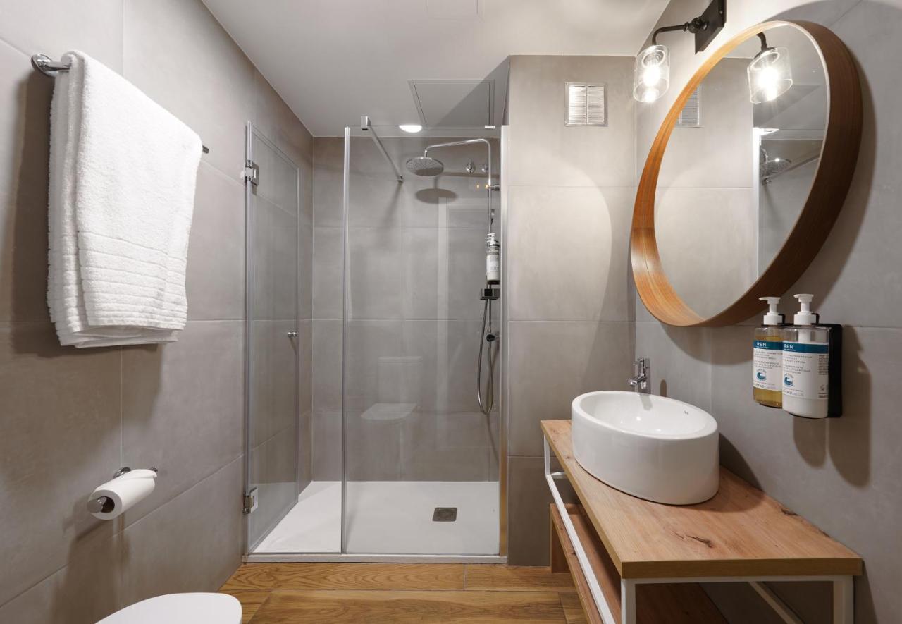 Numa Barcelona Brio Aparthotel Kültér fotó
