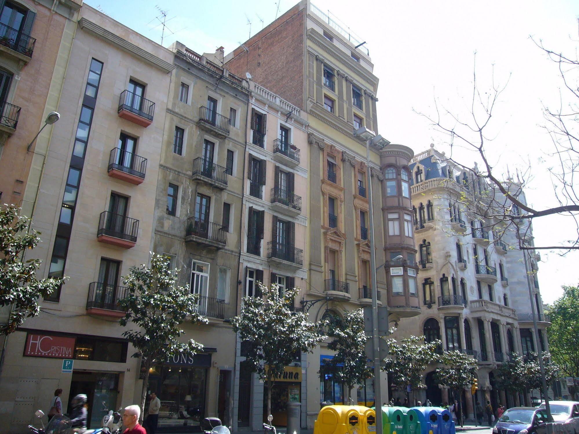 Numa Barcelona Brio Aparthotel Kültér fotó