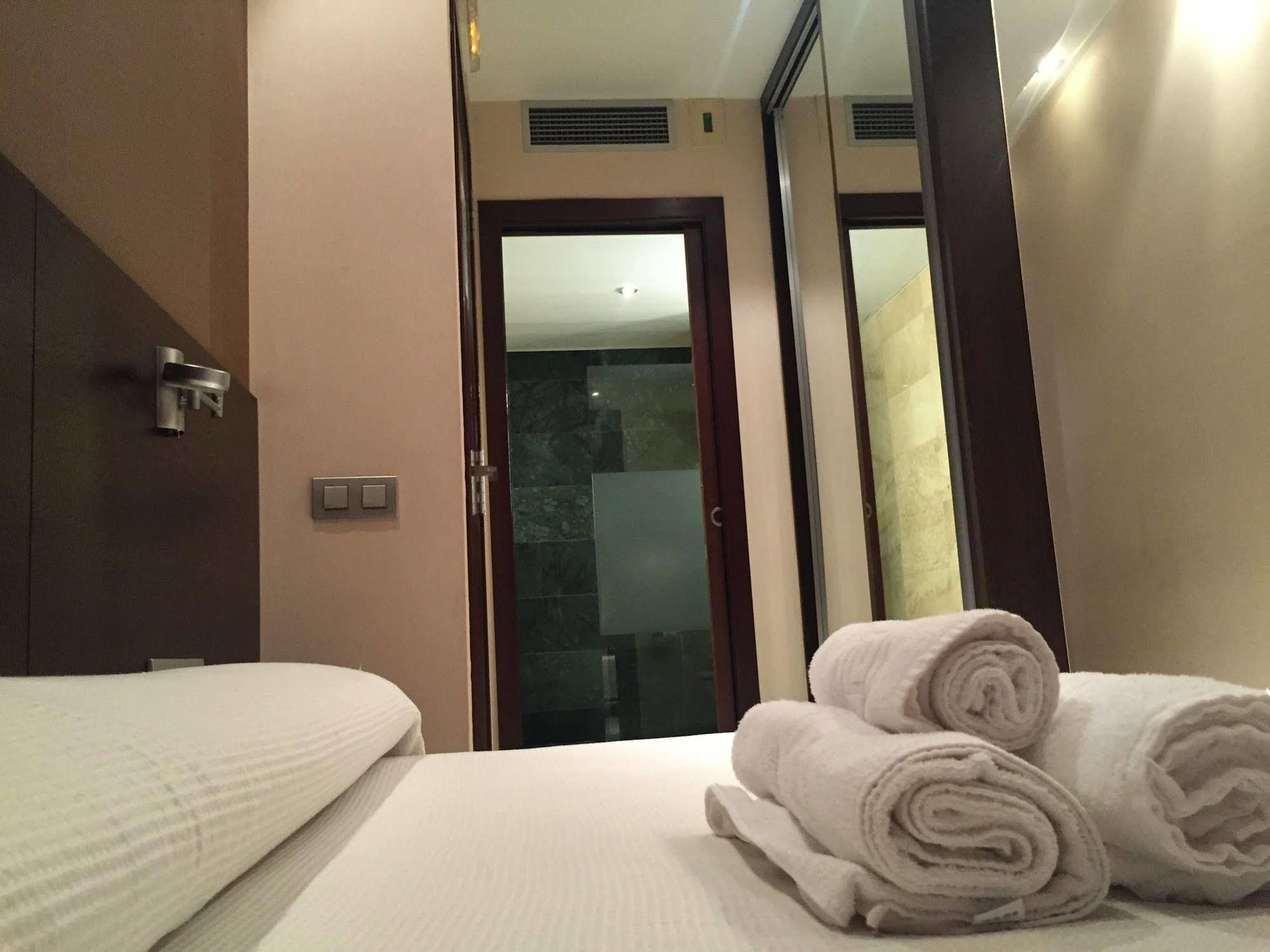 Numa Barcelona Brio Aparthotel Kültér fotó